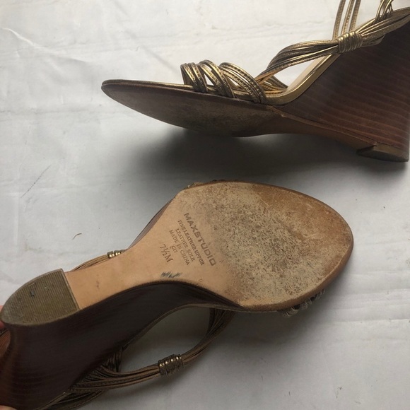 Max Studio bronze stacked wood ankle strap heels size 7 1/2 - Picture 7 of 10